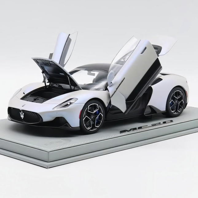 BBR Limited Edition Maserati MC20 White 1:18 Diecast Model Car - detailed collector display model