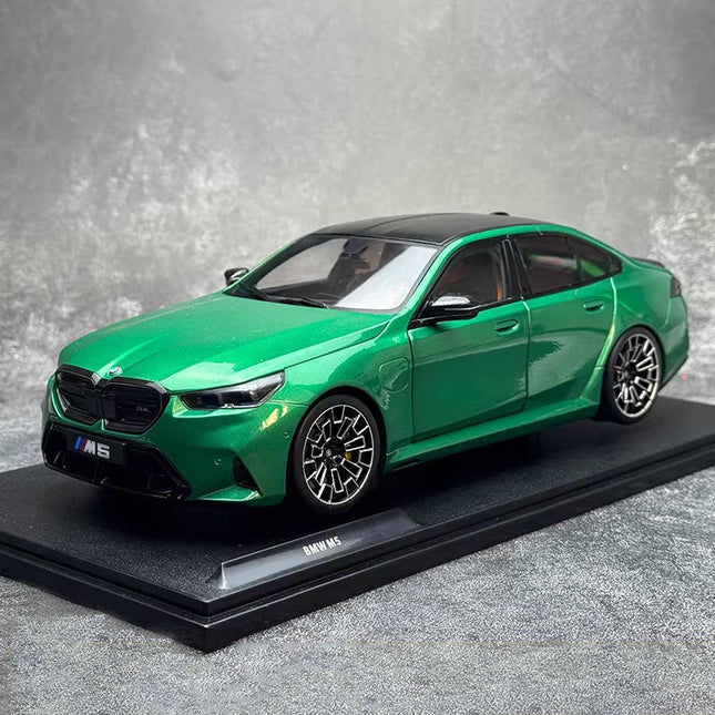 Solido BMW M5 M Isle of Man 2025 1:18 Diecast Model Car - studio product photo of the scale model