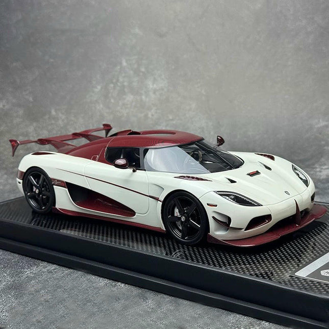VMB Koenigsegg Agera RS White Red 1:18 Resin Model Car - detailed collector display model