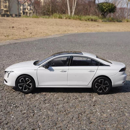 Original Manufacturer Peugeot 508L 2023 1:18 Diecast Model Car - collectible scale model car