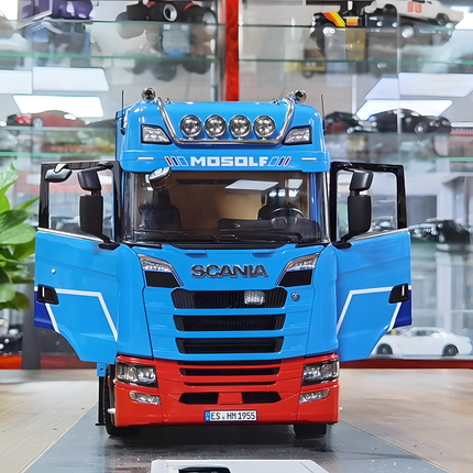 NZG Mercedes-Benz Actros GigaSpace Double-Decker Trailer 1:18 Diecast Model Bus - detailed die-cast style model