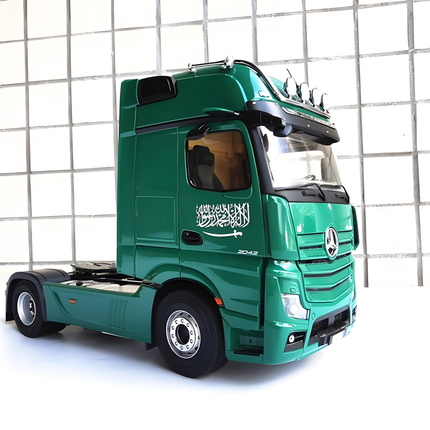 NZG Mercedes-Benz Actros GigaSpace 4x2 Middle East Green Truck 1:18 Diecast Model Truck - studio product photo of the scale m