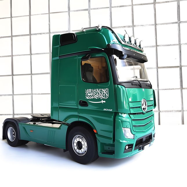 NZG Mercedes-Benz Actros GigaSpace 4x2 Middle East Green Truck 1:18 Diecast Model Truck - studio product photo of the scale m