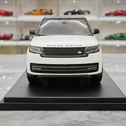 GT Spirit Range Rover P530 White GT533 1:18 Resin Model Car - collectible scale model car
