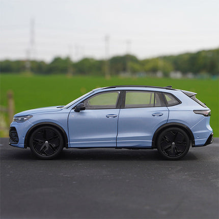 Original Factory SAIC Volkswagen Tiguan L Pro 2024 Blue 1:18 Diecast Model Car - collectible scale model car