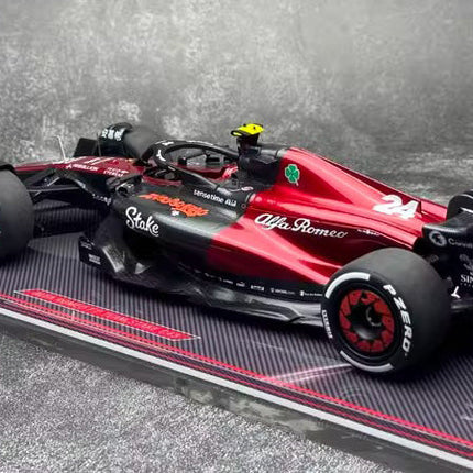 Kilo NZG Alfa Romeo F1 C43 #24 Zhou Guanyu Netherlands GP 1:18 Diecast Model Car - studio product photo of the scale model