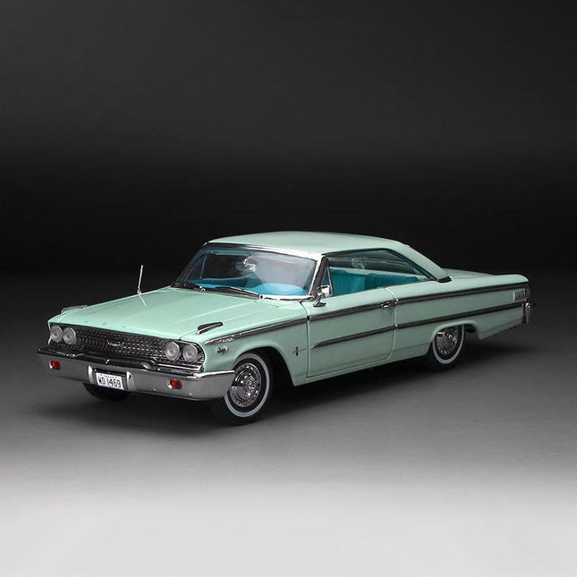 Sun Star 1963 Ford Galaxie 500XL 1:18 Diecast Model Car - detailed collector display model