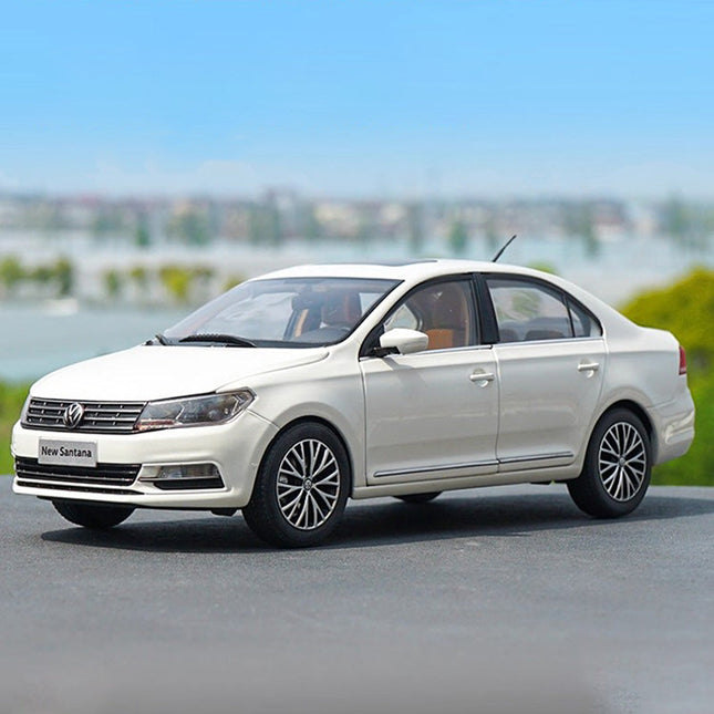 Shanghai Volkswagen Original Santana Sedan 1:18 Diecast Model Car - studio product photo of the scale model