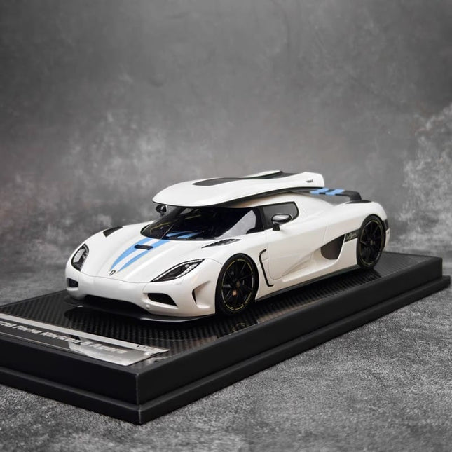 VMB Koenigsegg Agera Forza Horizon 5 Edition White 1:18 Resin Model Car - detailed collector display model