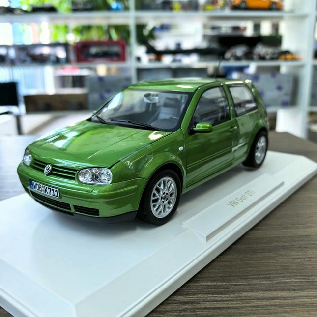Norev Volkswagen Golf GTI 1:18 Diecast Model Car - detailed collector display model