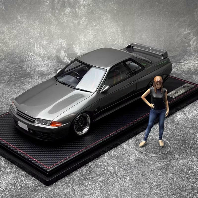 Ignition Model Nissan GT-R R32 Reina's R Gun Metallic Gray 1:18 Diecast Model Car - studio product photo of the scale model