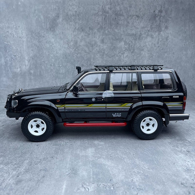 KengFai Toyota Land Cruiser LC80 1:18 Diecast Model Car - studio product photo of the scale model