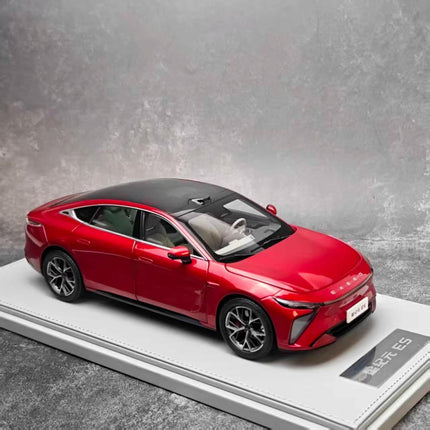 Original Manufacturer Chery Exeed Sterra ES Red 1:18 Diecast Model Car - collectible scale model car