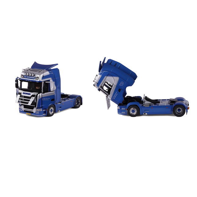 KILOworks Scania V8 730S 4x2 Truck 1:18 Diecast Model Truck - studio product photo of the scale model