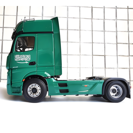 NZG Mercedes-Benz Actros GigaSpace 4x2 Middle East Green Truck 1:18 Diecast Model Truck - collectible scale model car