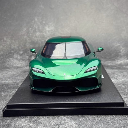 GT Spirit Koenigsegg Gemera 2024 Racing Green 1:18 Resin Model Car - collectible scale model car