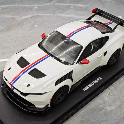 GT Spirit Ford Mustang GTD Spirit of America White GT956 1:18 Resin Model Car - fine detailed model replica