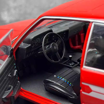 Solido BMW ALPINA E21 323i 1980 Red 1:18 Diecast Model Car - collector edition scale model