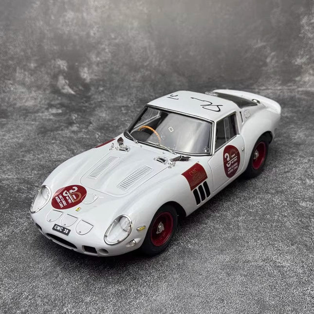 CMC Ferrari 250 GTO 30th Anniversary Signature Edition White M-288 1:18 Diecast Model Car - studio product photo of the scale