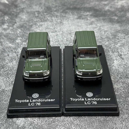 Para64 Toyota Land Cruiser 76 2014 Military Green 1:64 Diecast Model Car - premium collector scale model