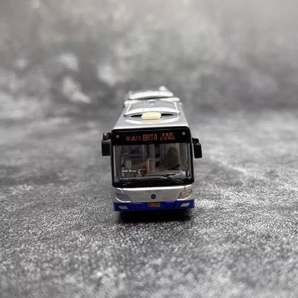 95 Wenchuang 95Wenchuang Beijing BRT4 Foton BJ6180C8CTD Bus 1:110 Diecast Model Bus - studio product photo of the scale model