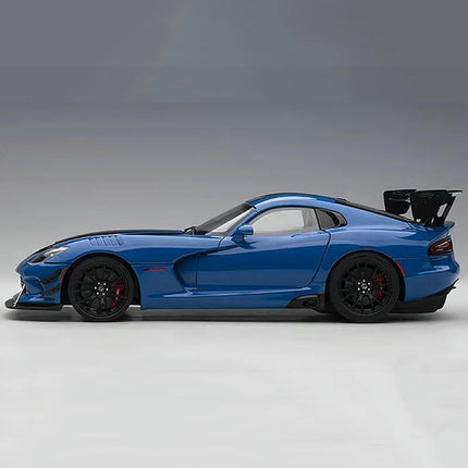 AutoArt Dodge Viper ACR 2017 1:18 Diecast Model Car - premium collector scale model