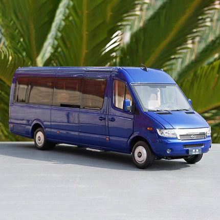 Yangtze Yisheng (e.Glory) Bus Blue with Lights and 1:24 Diecast Model Bus - collectible scale model car