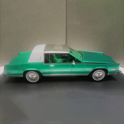 AMC Cadillac Eldorado Biarritz 1980 Silver Metallic 1:18 Diecast Model Car - showroom-quality model replica