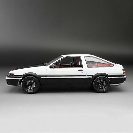 Sun Star Toyota AE86 White 1:24 Diecast Model Car - studio product photo of the scale model