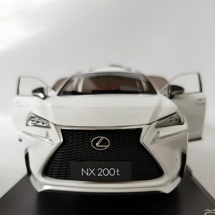 YX Car Model Lexus NX200T Quartz White 1:18 Diecast Model Car - collectible scale model car