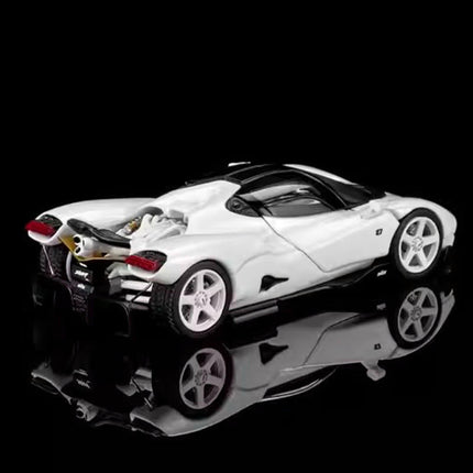 Motorhelix Nilu27 White 1:64 Diecast Model Car - scale model for display