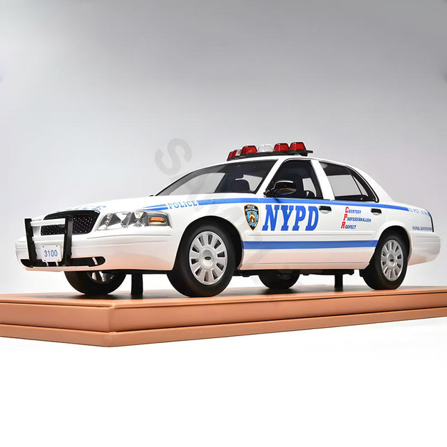 Vehicle Art Ford Crown Victoria Police Interceptor 1:18 Resin Model Car - detailed collector display model