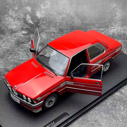 Solido BMW ALPINA E21 323i 1980 Red 1:18 Diecast Model Car - scale model for display