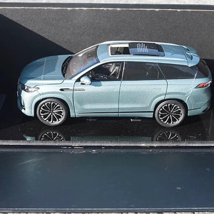 Chery Original JAECOO 8 Overseas Version SUV Olive Gray 1:18 Diecast Model Car - scale model collectible piece