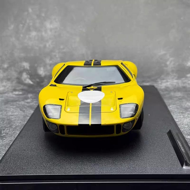Solido Ford GT40 Mk I 1968 1:18 Diecast Model Car - studio product photo of the scale model