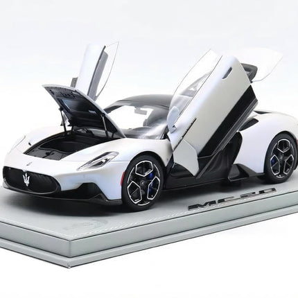 BBR Limited Edition Maserati MC20 White 1:18 Diecast Model Car - detailed die-cast style model
