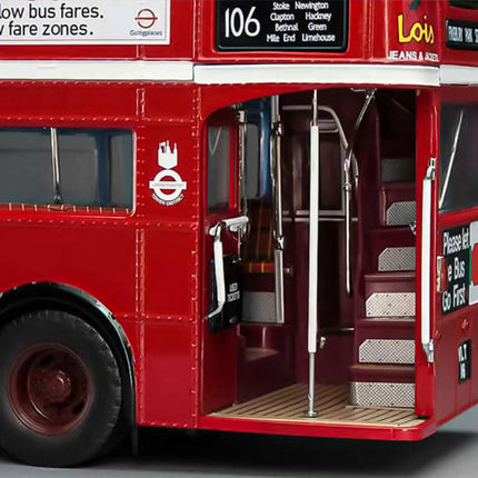 Sun Star London AEC Routemaster Double-Decker Bus 1:24 Diecast Model Bus - collector display piece
