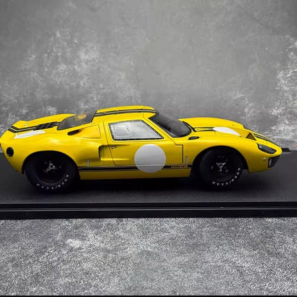 Solido Ford GT40 Mk I 1968 1:18 Diecast Model Car - collectible scale model car