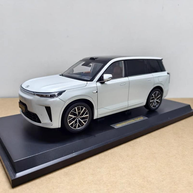 Original Factory Model OEM GAC Trumpchi S9 1:18 Diecast Model Car - detailed collector display model