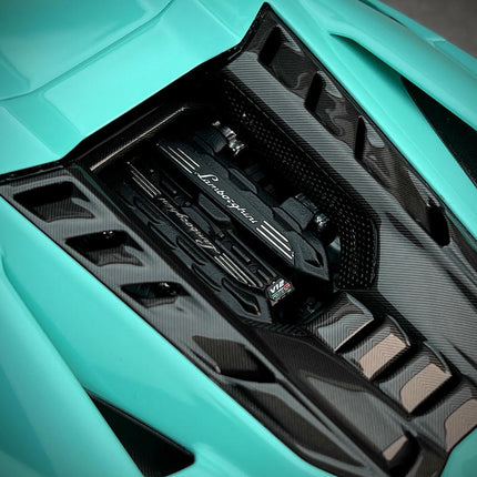 MR Collection Lamborghini Revuelto Christmas Edition 1:18 Resin Model Car - detailed model car replica