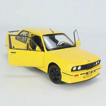 Solido BMW E30 M3 1:18 Diecast Model Car - fine detailed model replica