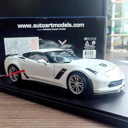 AutoArt Chevrolet Corvette C7 Z06 1:18 Diecast Model Car - scale model for display