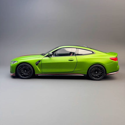Minichamps BMW M4 CSL G82 1:18 Diecast Model Car - scale model for display