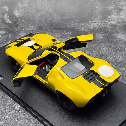 Solido Ford GT40 Mk I 1968 1:18 Diecast Model Car - fine detailed model replica