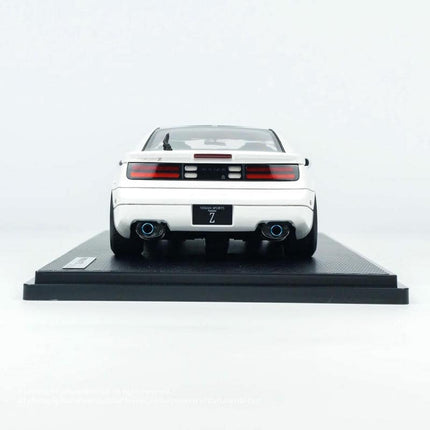 Ignition Model Nissan Fairlady Z Z32 2by2 Limited 1:18 Resin Model Car - fine detailed model replica