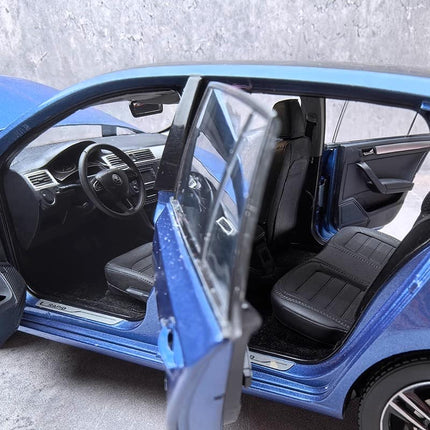 SAIC Volkswagen Skoda Rapid Blue 1:18 Diecast Model Car - detailed die-cast style model