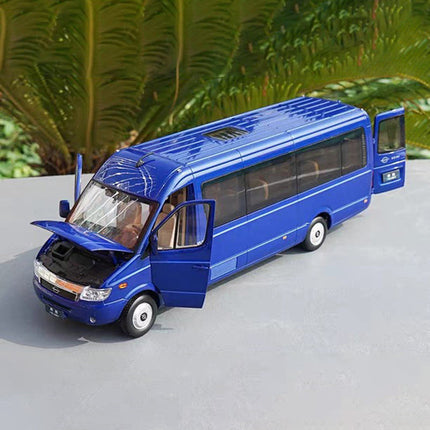 Yangtze Yisheng (e.Glory) Bus Blue with Lights and 1:24 Diecast Model Bus - collector edition scale model