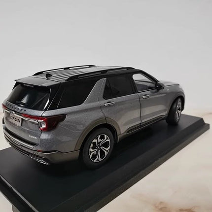 Changan Ford Explorer 2023 Gray 1:18 Diecast Model Car - fine detailed model replica