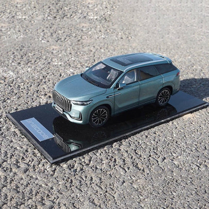 Chery Original JAECOO 8 Overseas Version SUV Olive Gray 1:18 Diecast Model Car - studio product photo of the scale model