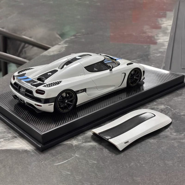 VMB Koenigsegg Agera Forza Horizon 5 Edition 1:18 Resin Model Car - studio product photo of the scale model